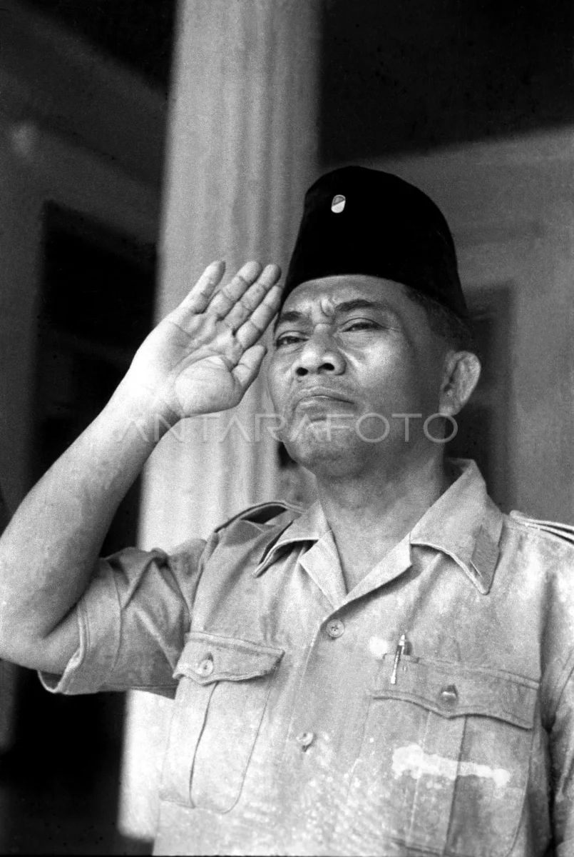 Esai “Urip Sumoharjo” – Kelompok 1